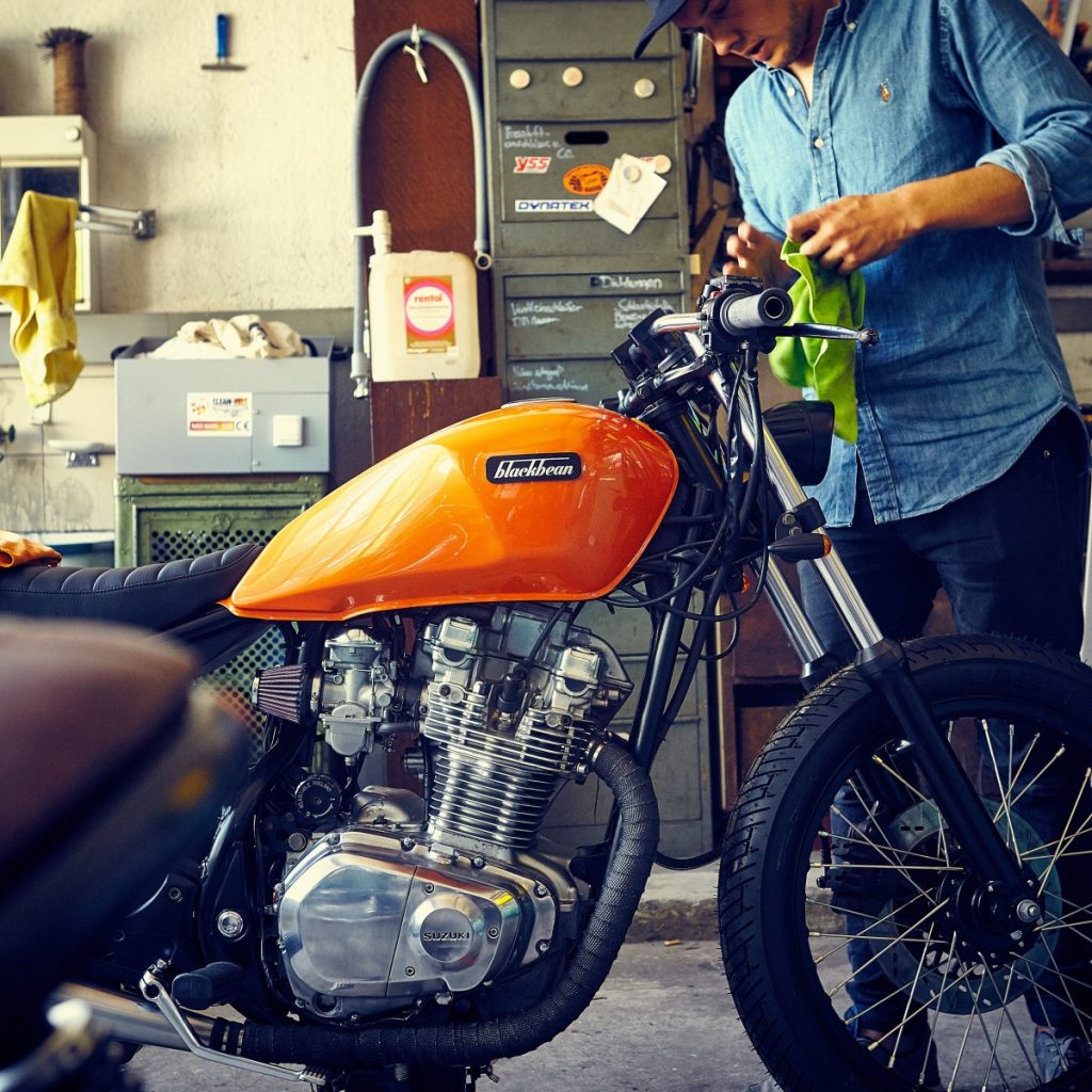 Blackbean-Motorcycles-Suzuki-GR650-9752